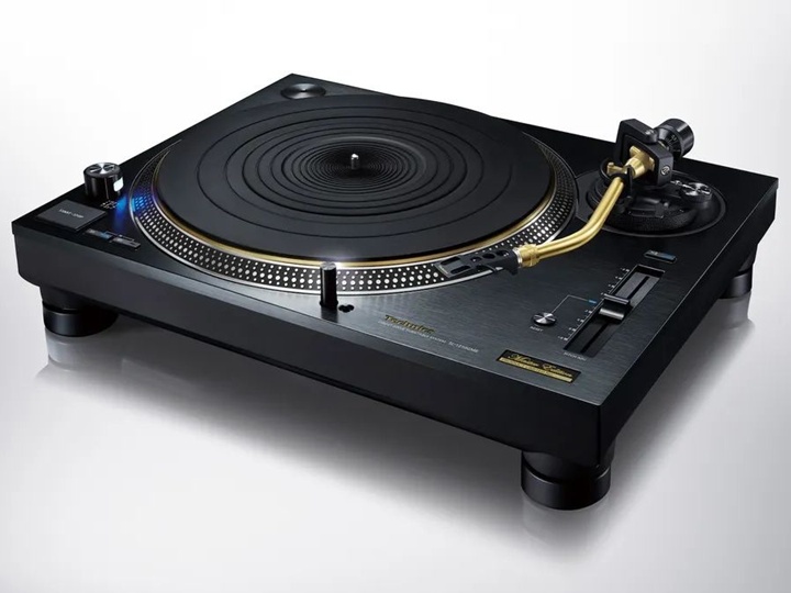 Technics SL-1200GME Master Edition Turntable